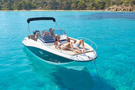 Quicksilver Activ 675 Sundeck 2026