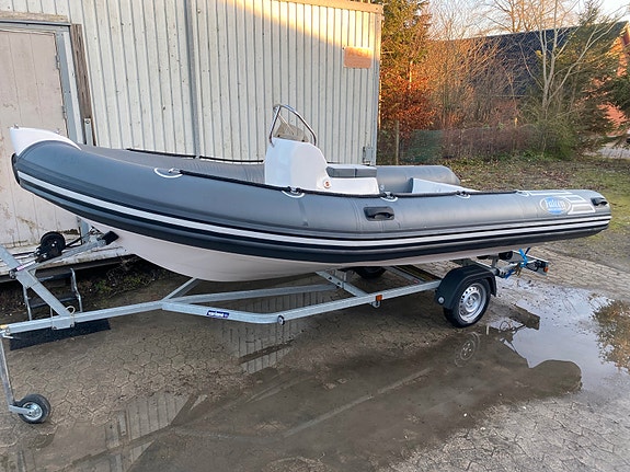 Ny Falcon rib med 60hk Mercury