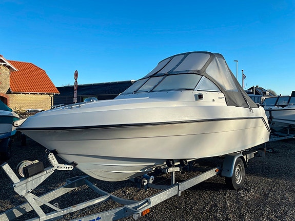 Brugt, men velholdt Galia 560 inkl. Yamaha 100 hk. motor