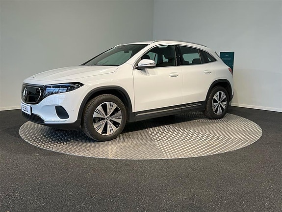 Mercedes EQA300