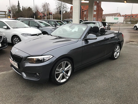 BMW 220i