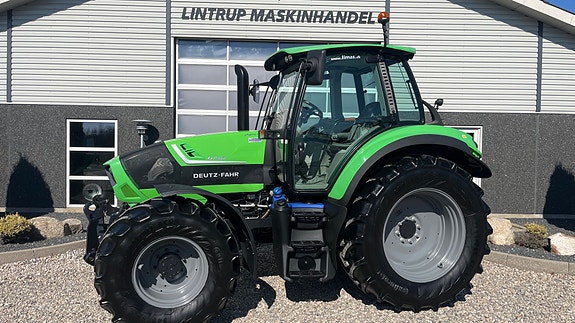 Deutz Fahr Agrotron 6140 Classic Fin handy traktor med frontlift.