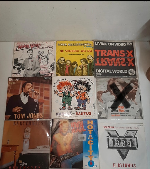 Product image 1 of 8