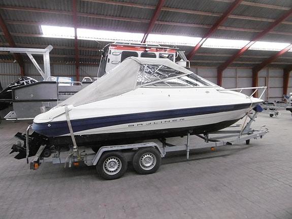Bayliner 2052 Capri LS Cuddy