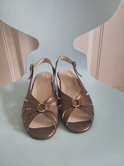Product image 12 of 13