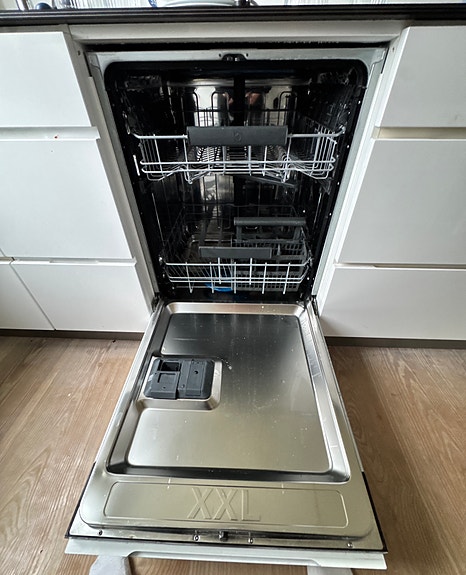 Product image 1 of 9