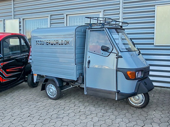 Piaggio APE Van