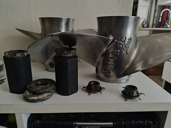 Product image 1 of 6