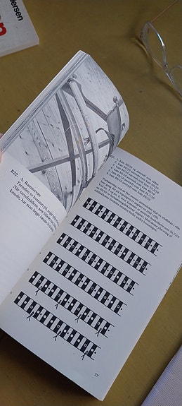 Product image 31 of 61