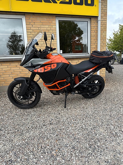 KTM 1050