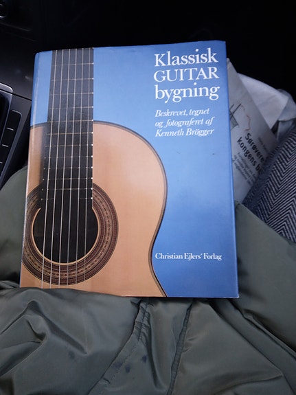 Product image 1 of 8