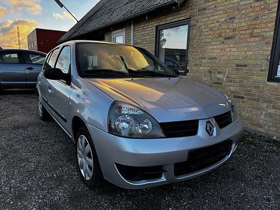 Renault Clio II